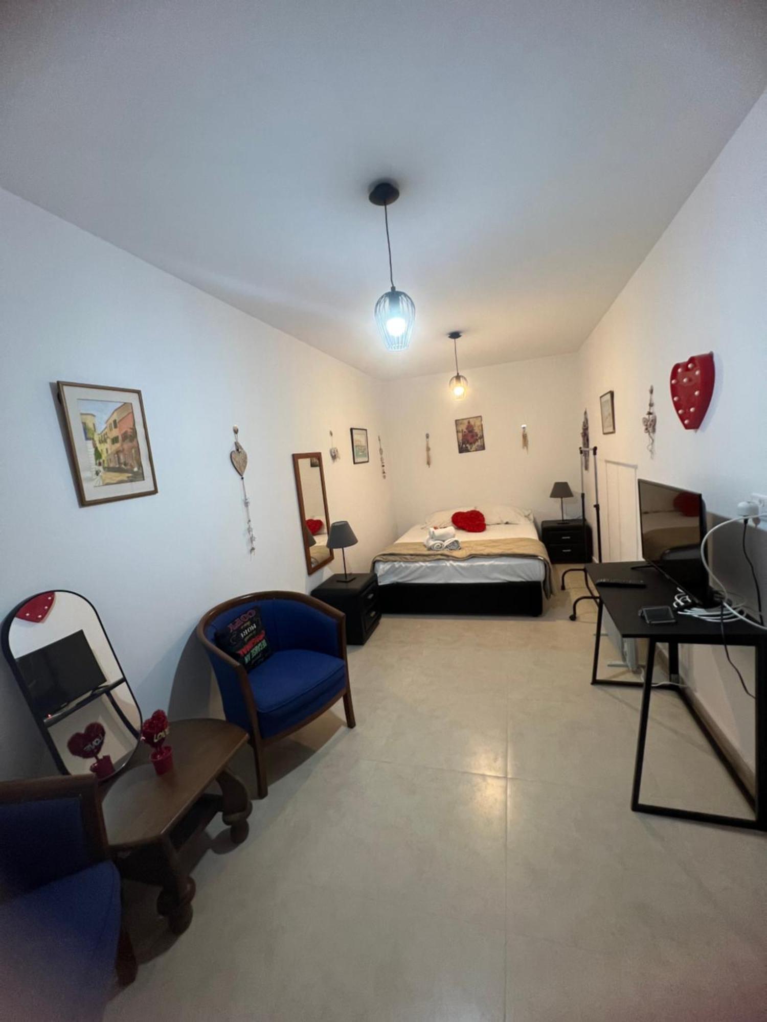 Charalambous Apartment Pafos Zewnętrze zdjęcie