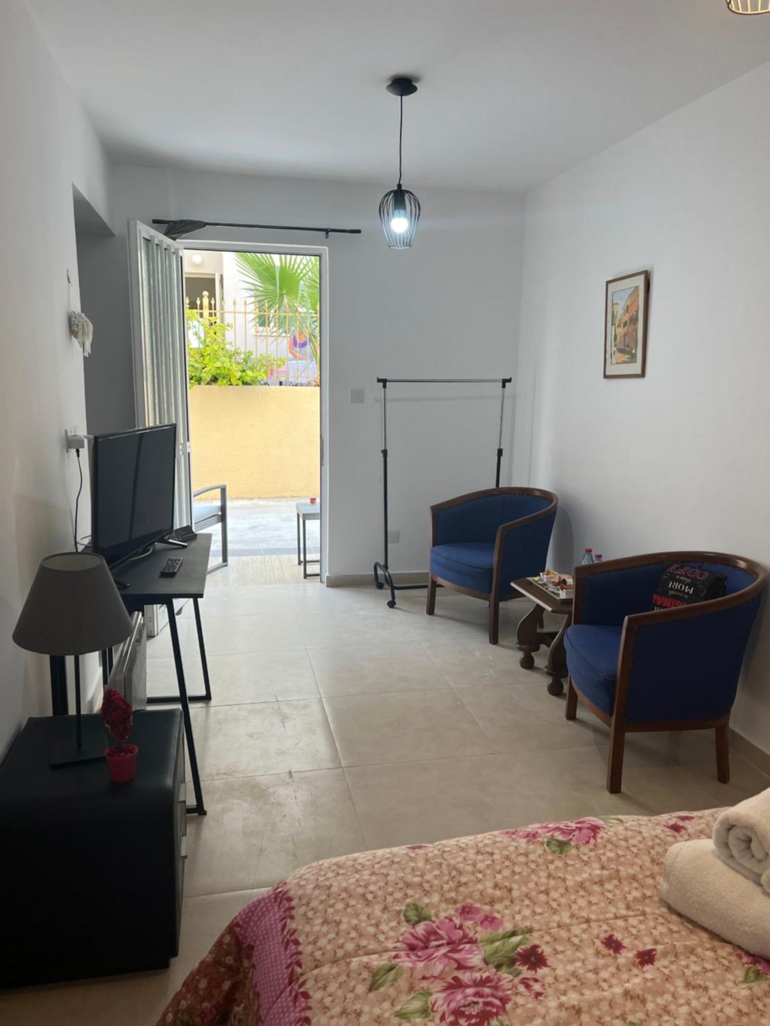 Charalambous Apartment Pafos Zewnętrze zdjęcie